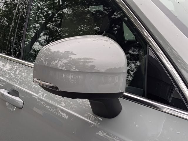 2025 Volvo XC90 Plus - Photo 14