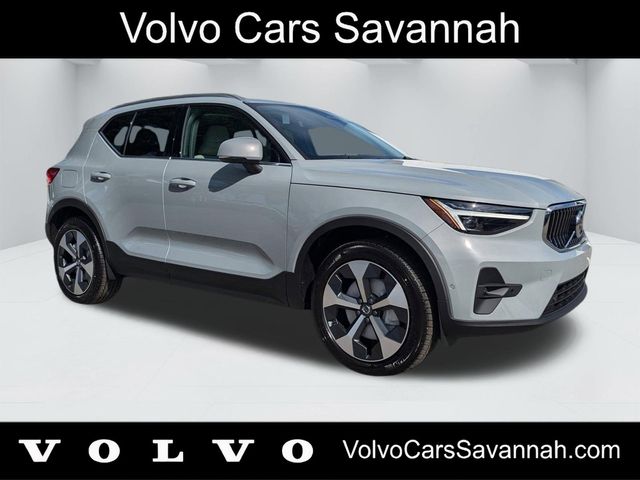 2025 Volvo XC40 B5 Plus Bright AWD's photo