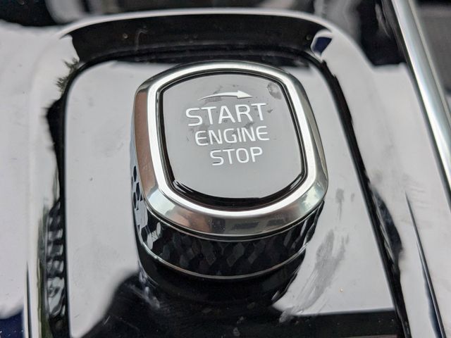 2025 Volvo XC60 Core - Photo 34