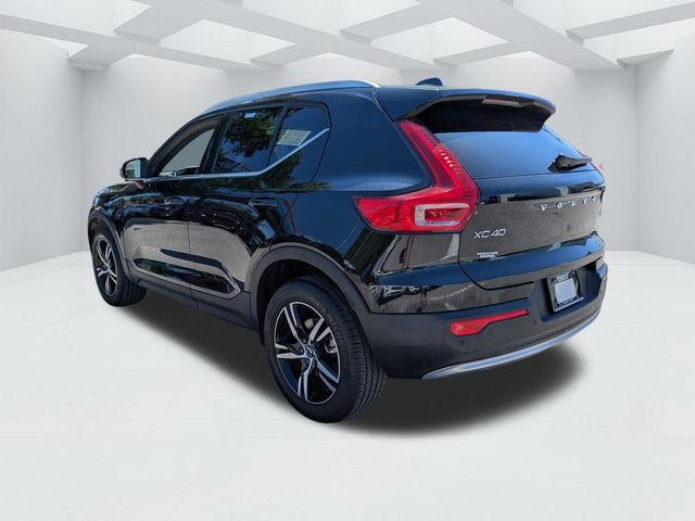 2025 Volvo XC40 Core - Photo 7