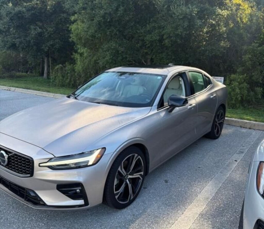 Used 2024 Volvo S60 B5 Core Dark Theme Sedan