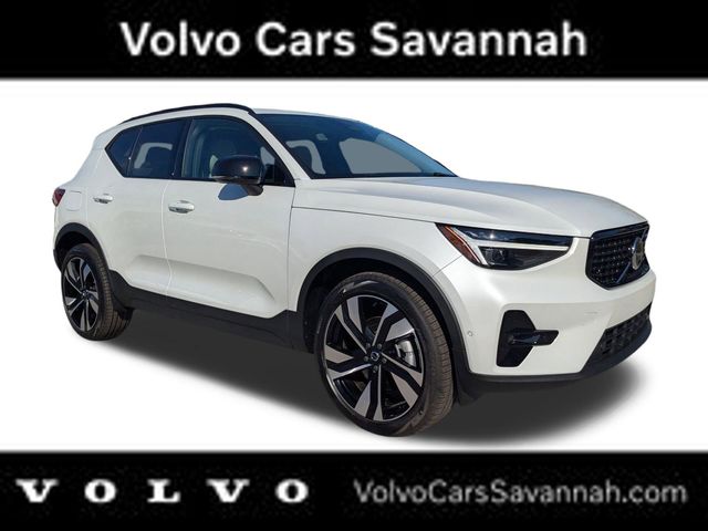 2026 Volvo XC40