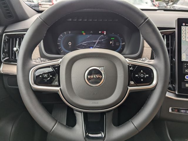 2025 Volvo XC90 Core - Photo 30