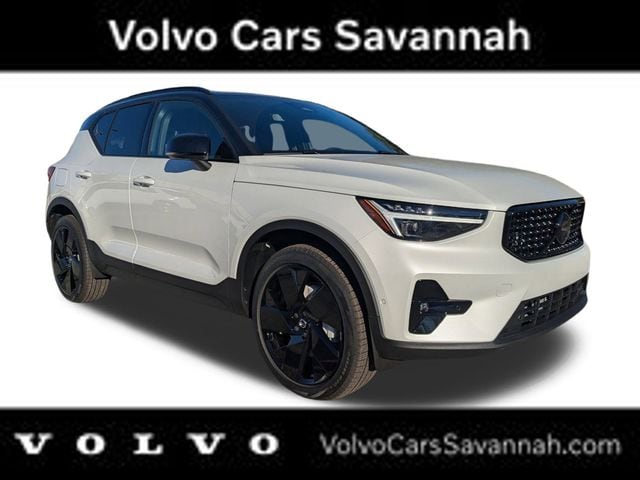 2026 Volvo XC40 Ultra Black Edition's photo
