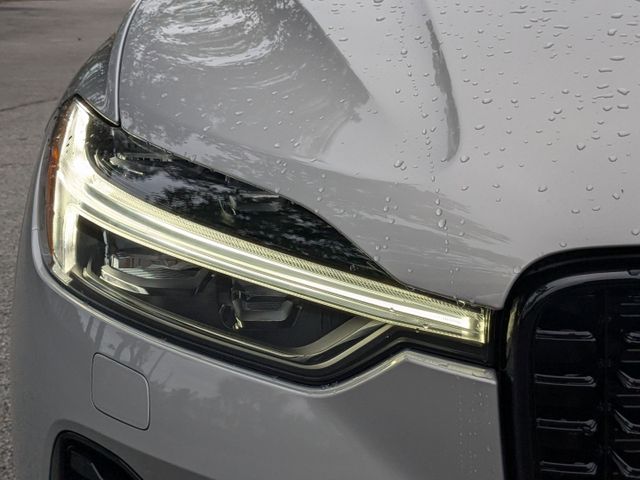 2025 Volvo XC60 Core - Photo 11