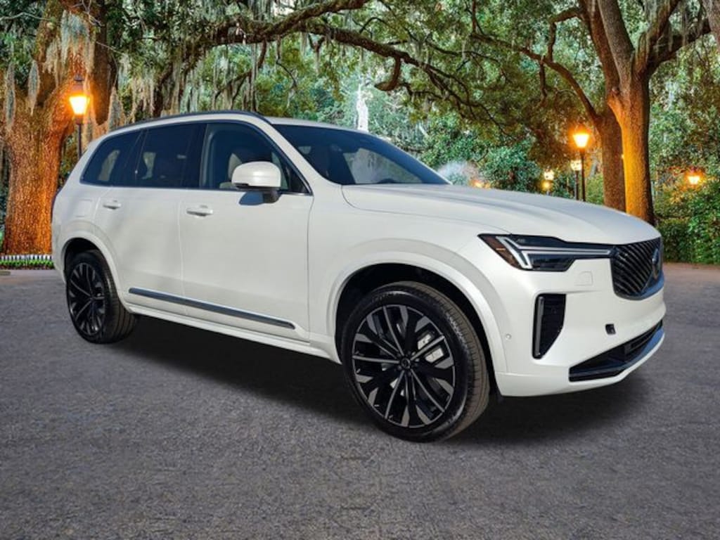 New 2026 Volvo XC90 B6 Plus 7-Seater SUV