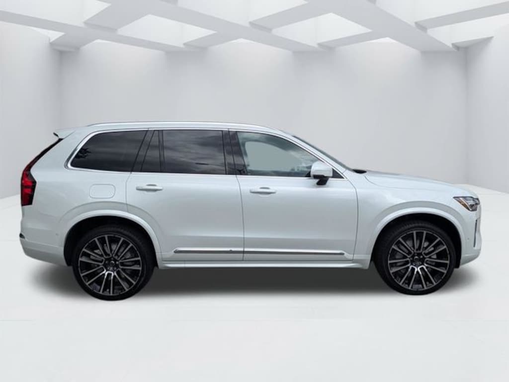 New 2026 Volvo XC90 B6 Plus 7-Seater SUV