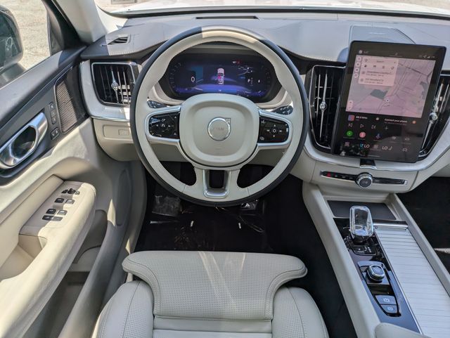 2026 Volvo XC60 Ultra - Photo 16