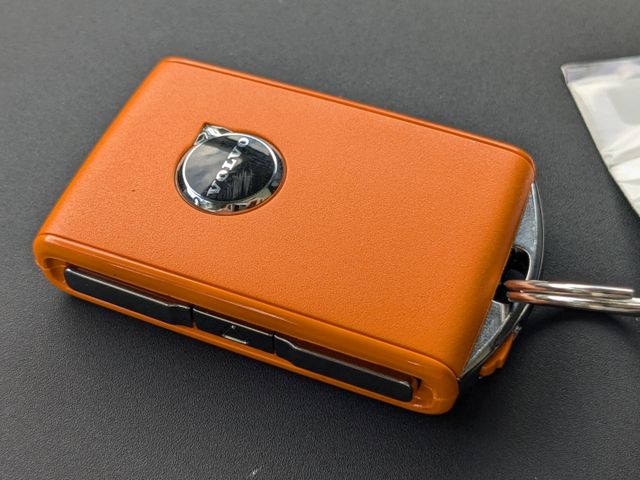 2025 Volvo XC90 Plus - Photo 37