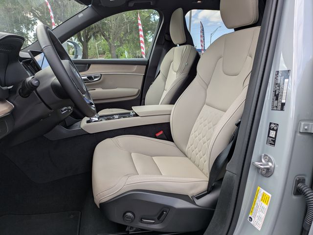 2026 Volvo XC90 Plus - Photo 26