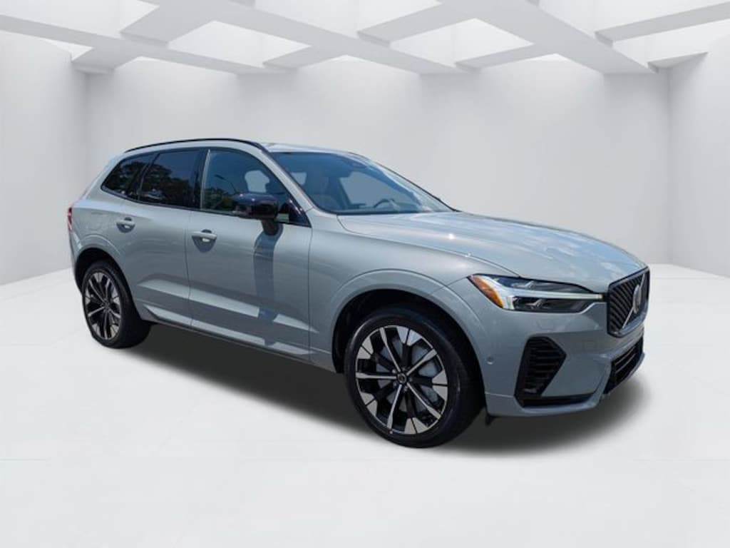 New 2026 Volvo XC60 plug-in hybrid T8 Plus SUV