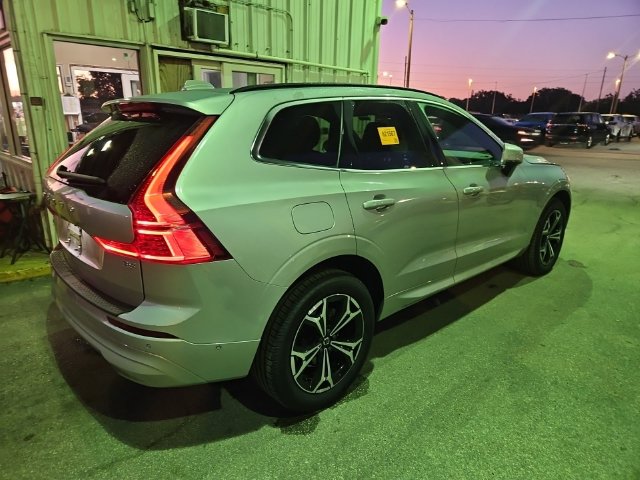Used 2022 Volvo XC60 B5 Momentum SUV