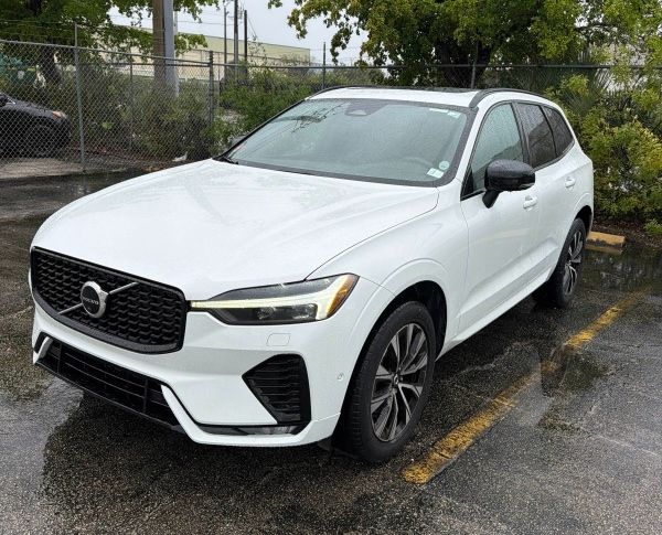 2023 Volvo XC60 B5 Plus Dark Theme FWD's photo
