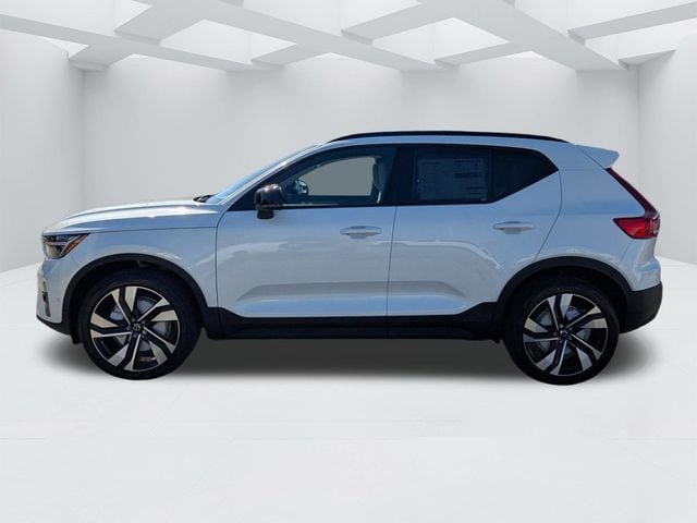 2026 Volvo XC40 Ultra - Photo 9