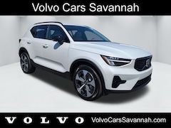 2026 Volvo XC40 B5 Plus SUV