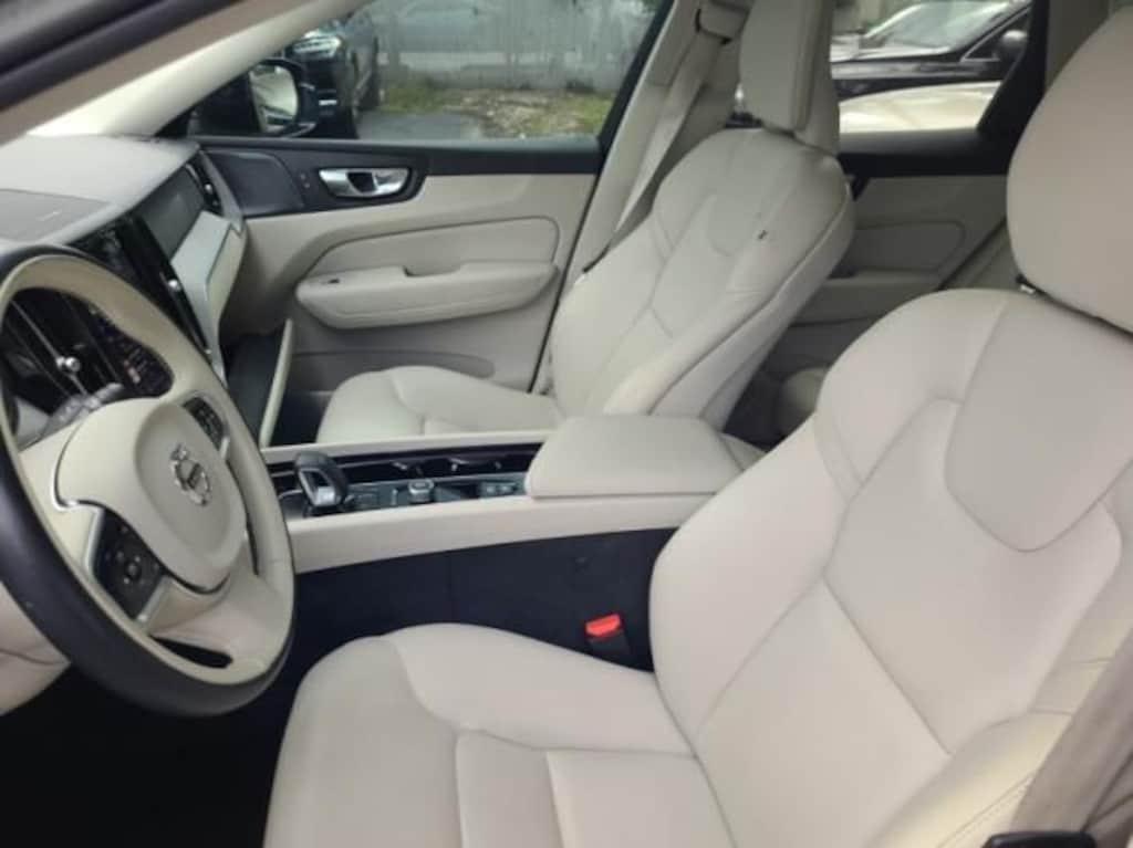 Certified 2023 Volvo XC60 B5 Plus Bright Theme SUV