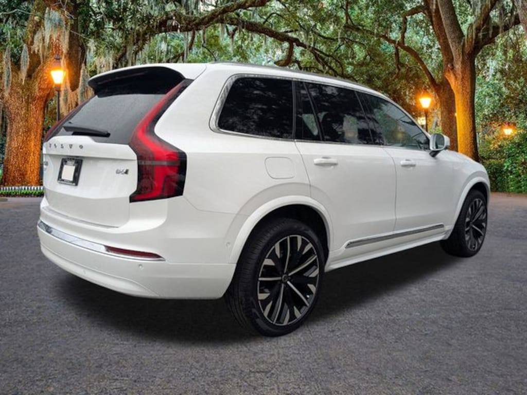 New 2026 Volvo XC90 B6 Plus 7-Seater SUV