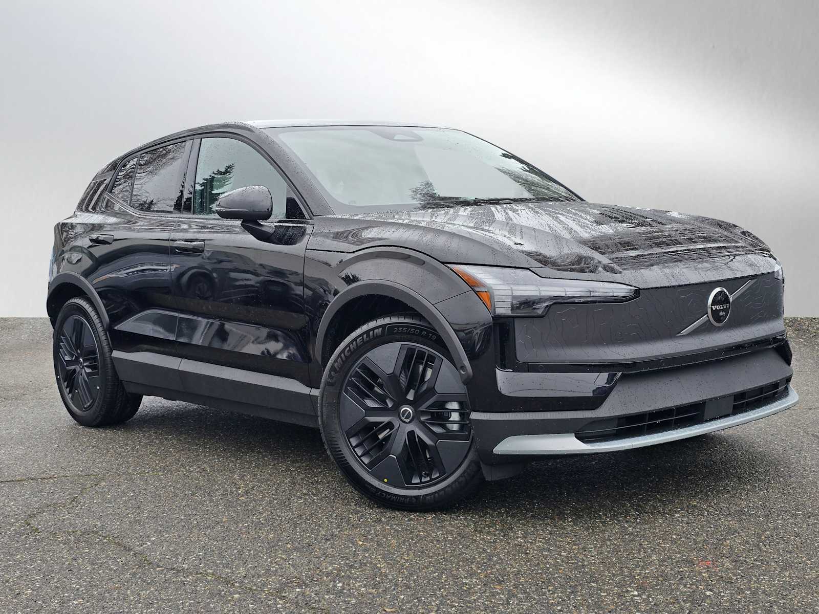 2026 Volvo EX30 Twin Motor Cross Country Ultra's photo
