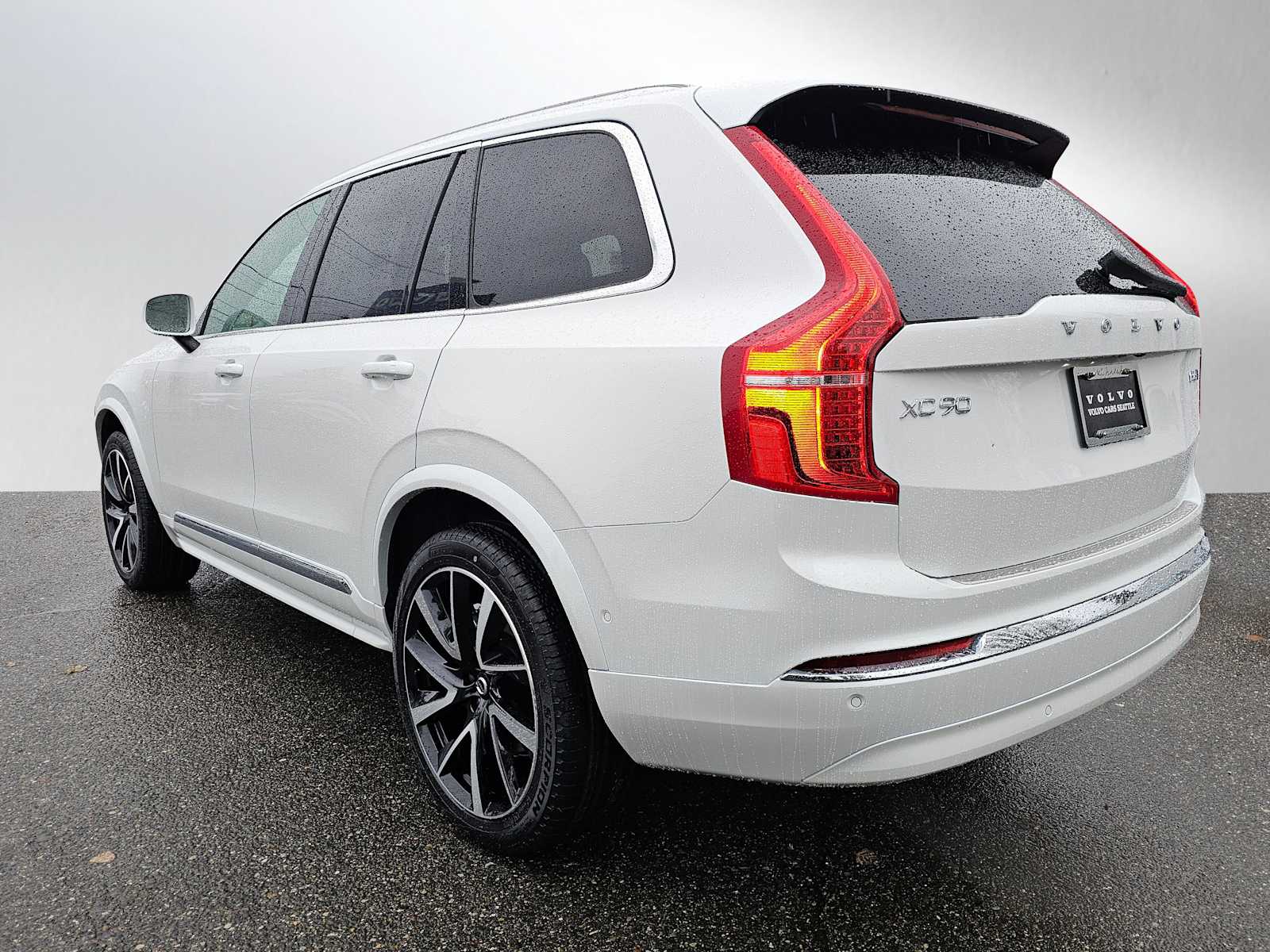 2025 Volvo XC90 Plus photo 3