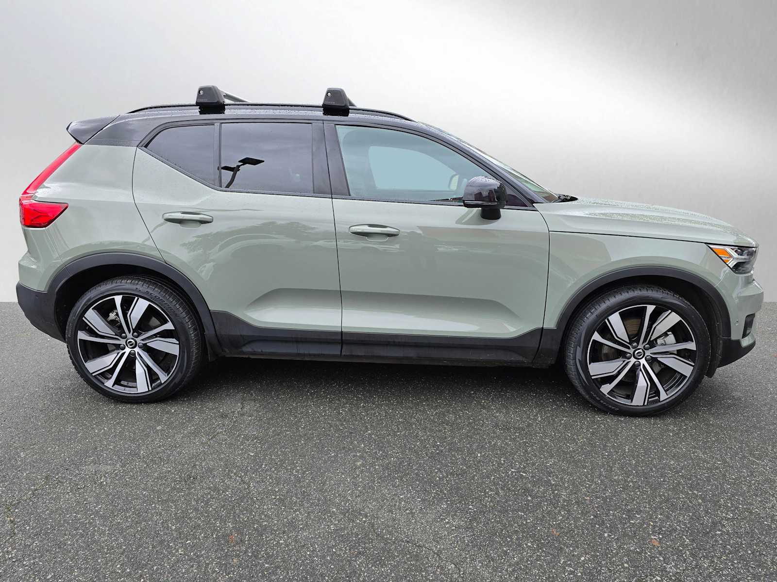 Certified 2022 Volvo XC40 Ultimate with VIN YV4ED3UB7N2707872 for sale in Seattle, WA