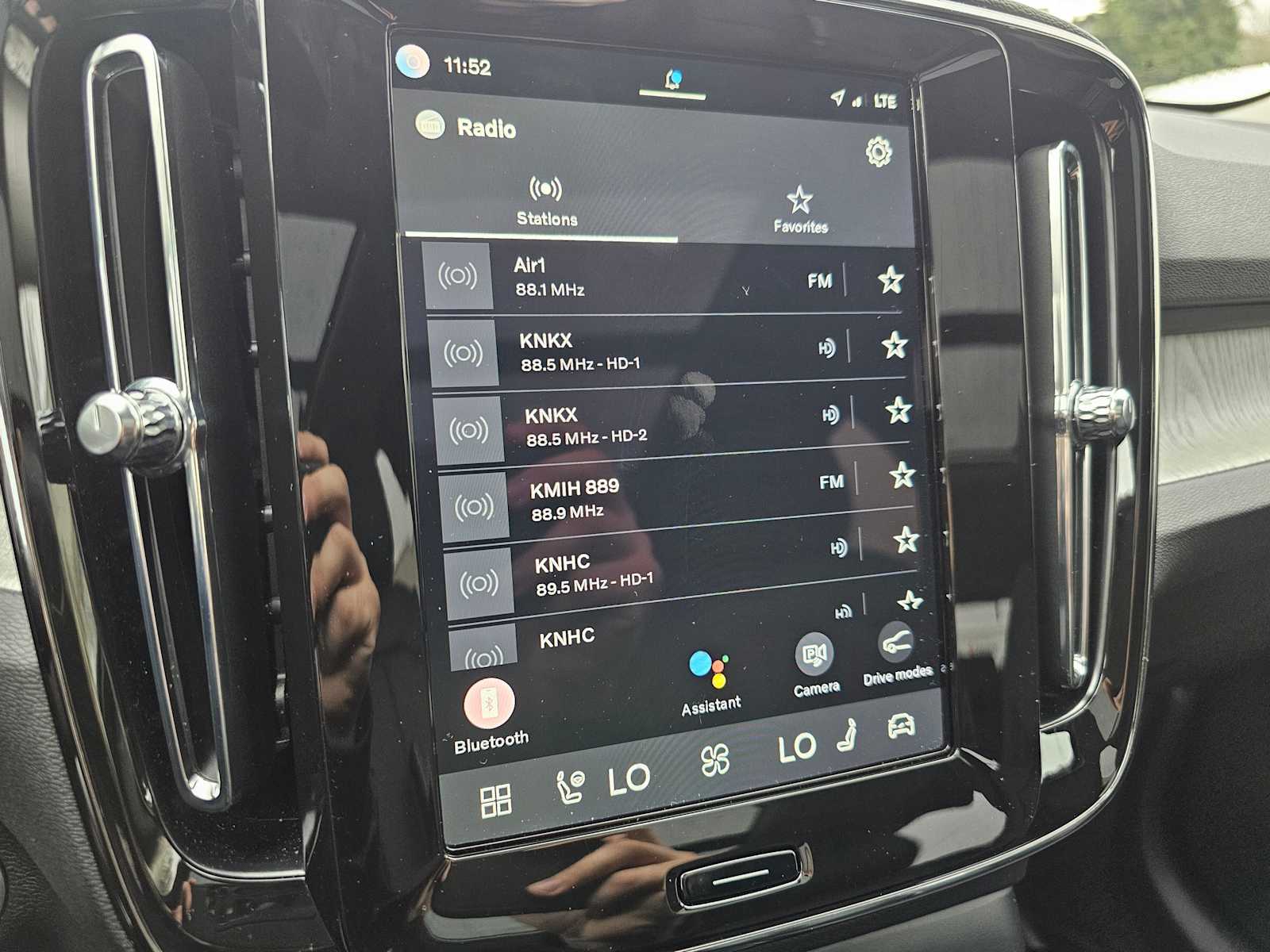 2025 Volvo XC40 Core - Photo 33