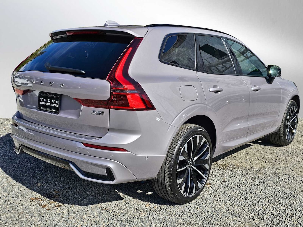 New 2026 Volvo XC60 B5 Ultra SUV