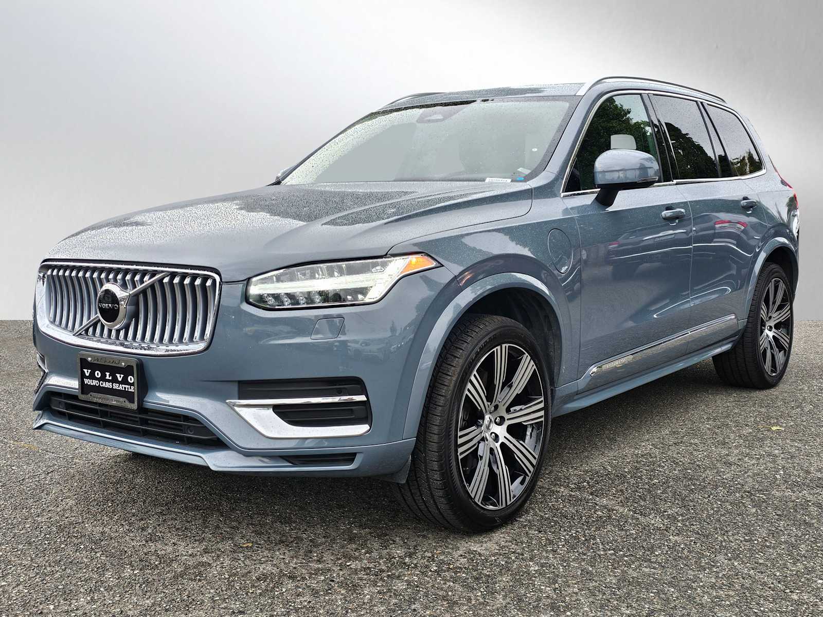 2023 Volvo XC90 Recharge Core photo 3