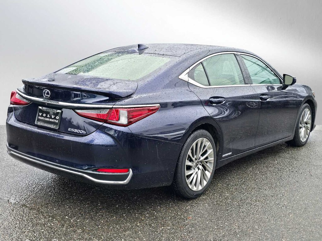 Used 2019 Lexus ES 300h Luxury Sedan