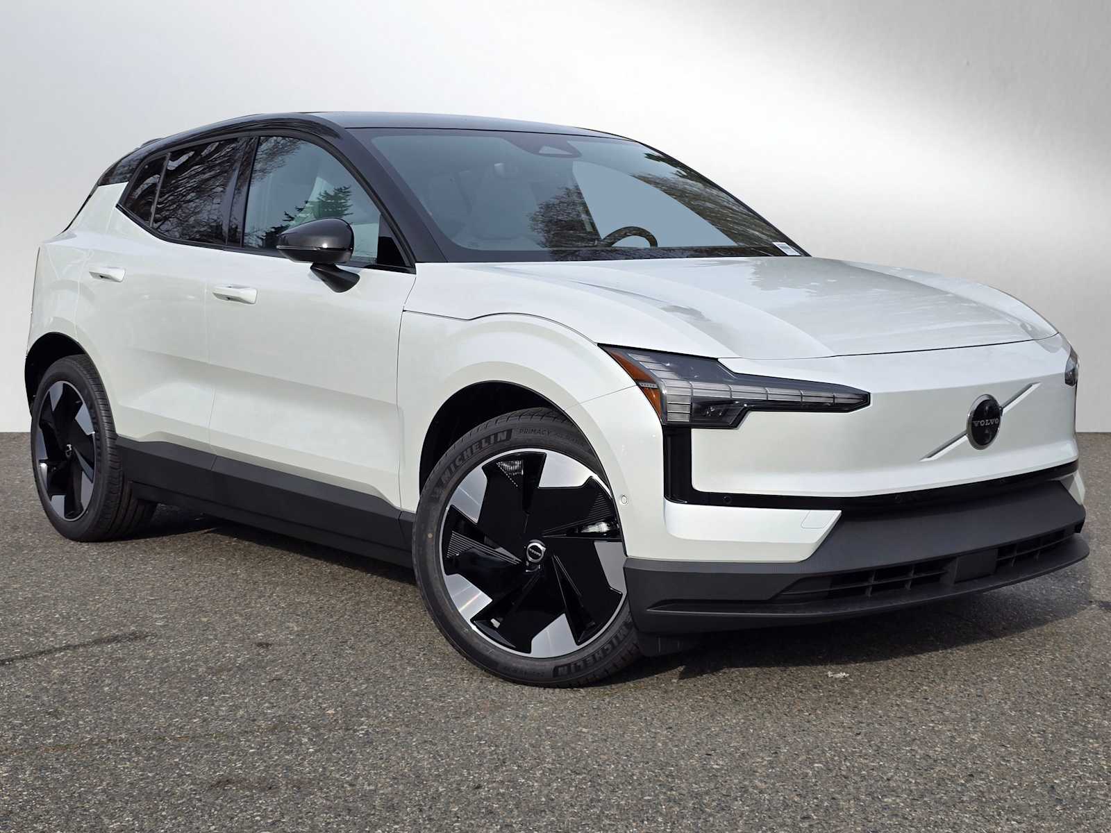 2026 Volvo EX30 Twin Motor Performance Ultra's photo