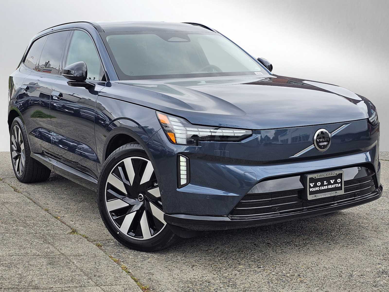 2026 Volvo EX90
