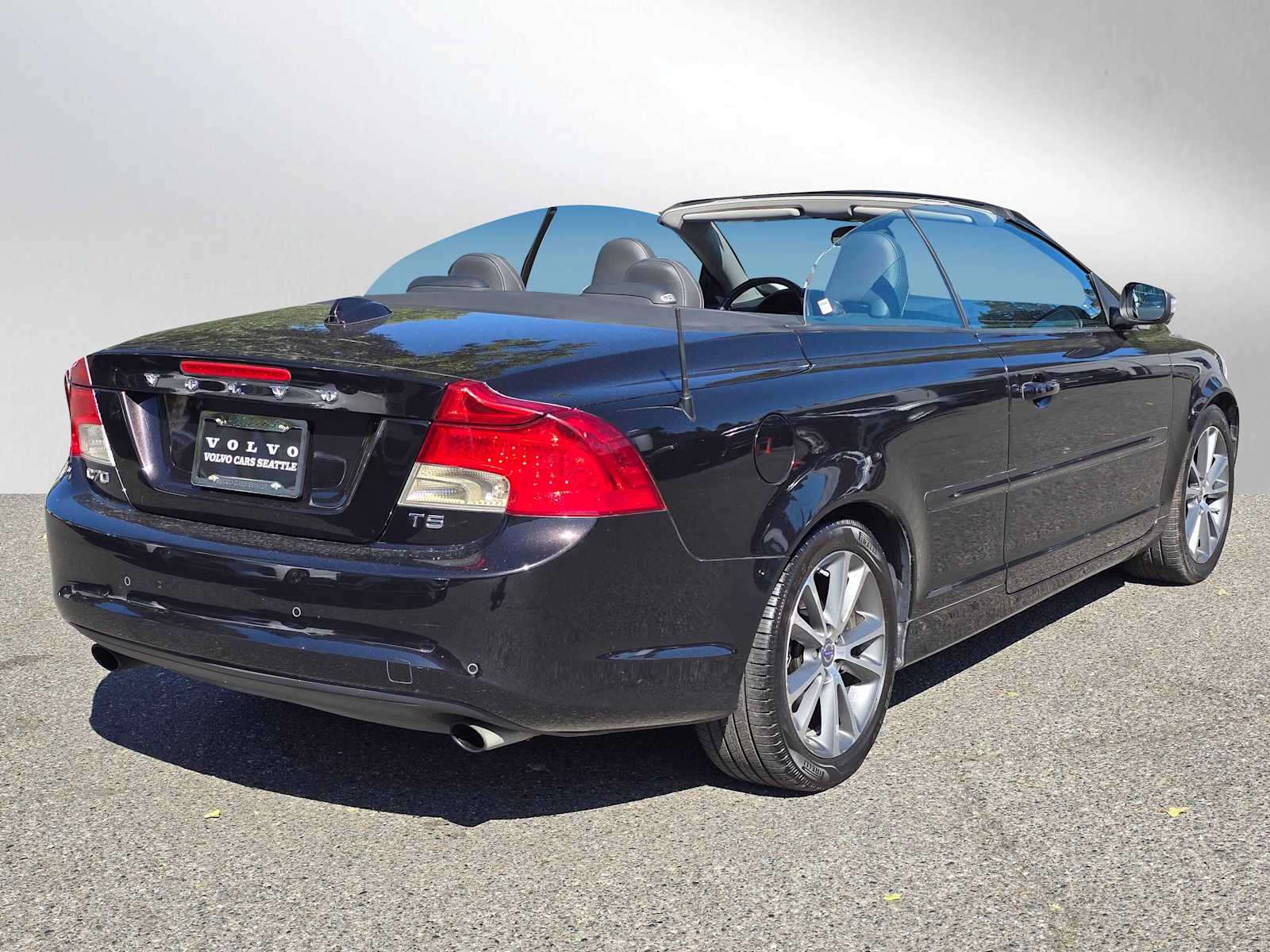 2012 Volvo C70 T5 photo 2