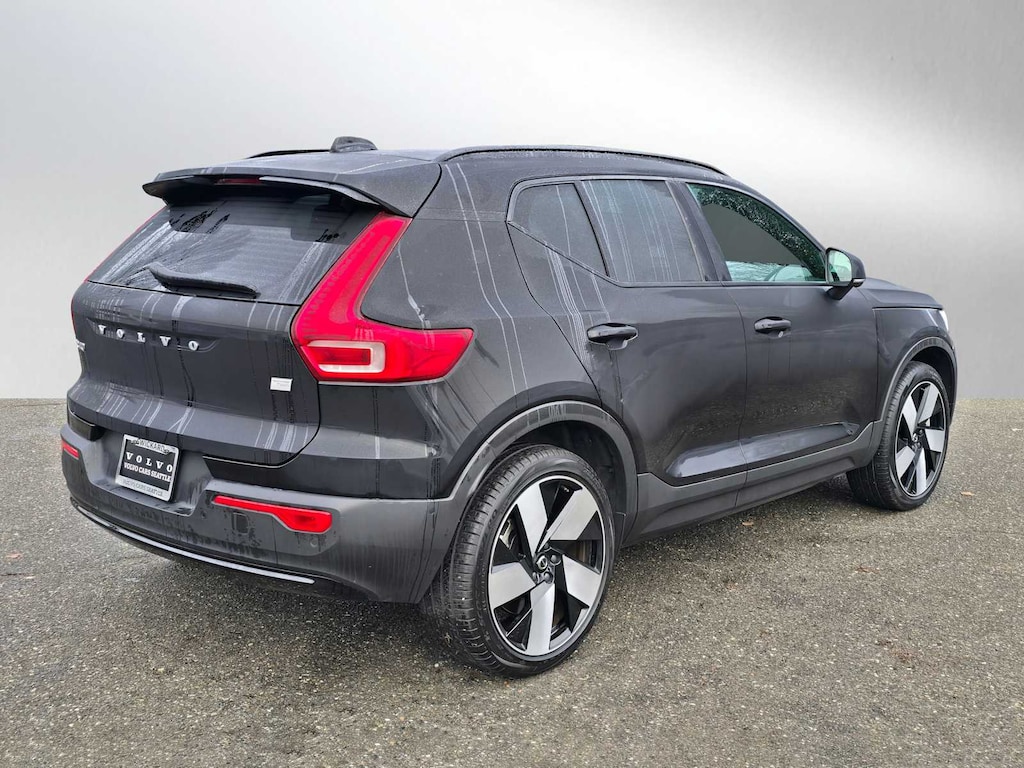 Certified 2024 Volvo XC40 Recharge Pure Electric Twin Ultimate SUV