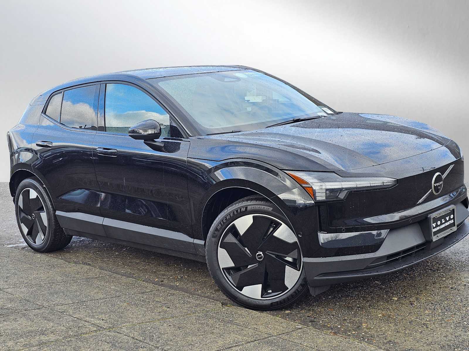 2026 Volvo EX30 Twin Motor Performance Ultra's photo