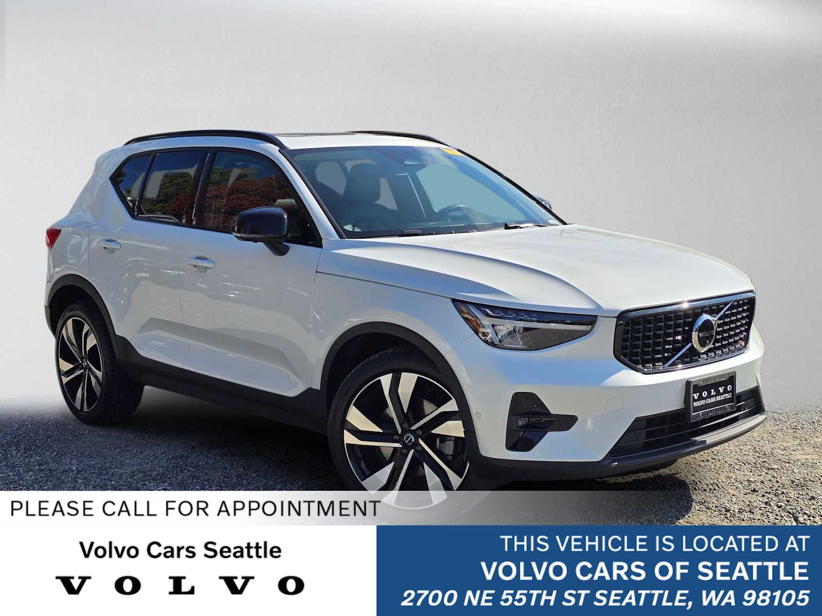 2023 Volvo XC40
