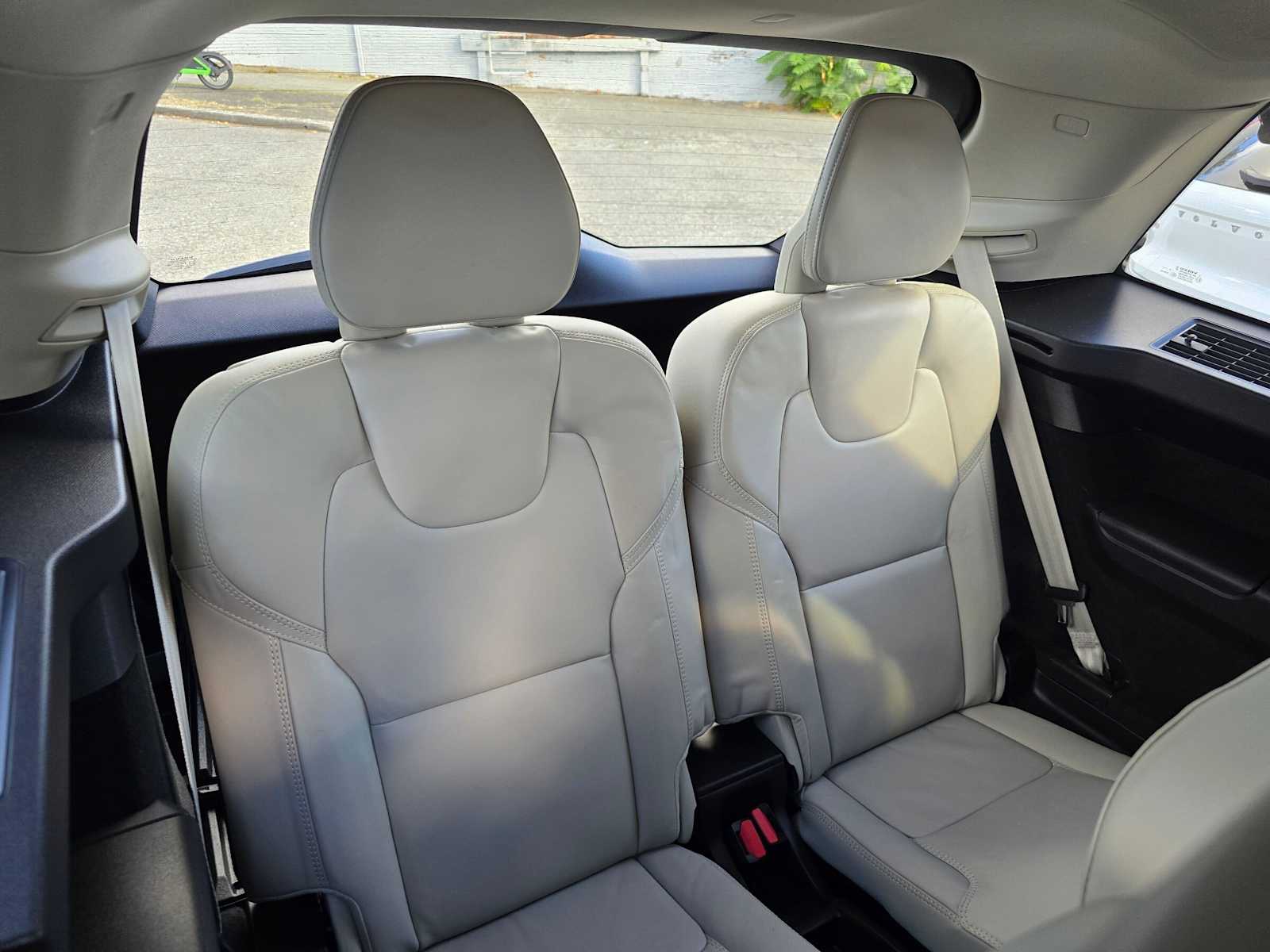 2026 Volvo XC90 Ultra - Photo 15