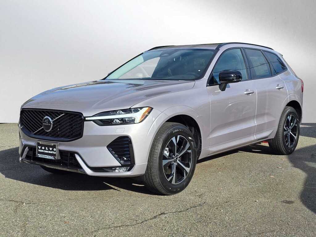 New 2026 Volvo XC60 B5 Core SUV