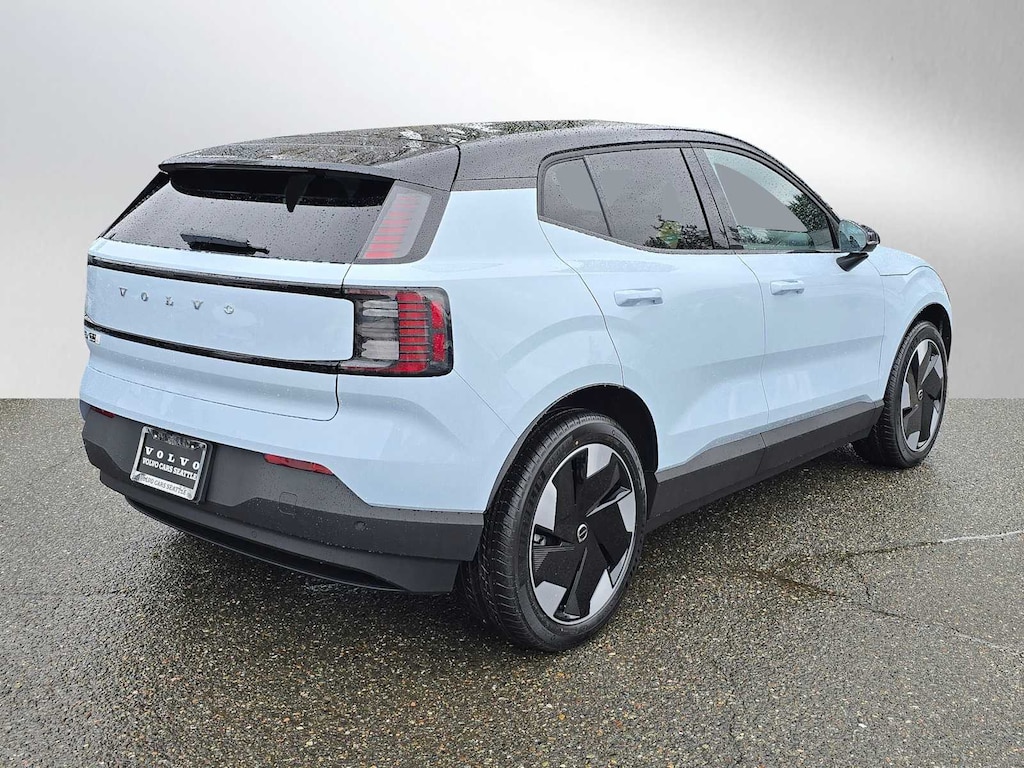 New 2026 Volvo EX30 Twin Motor Plus SUV