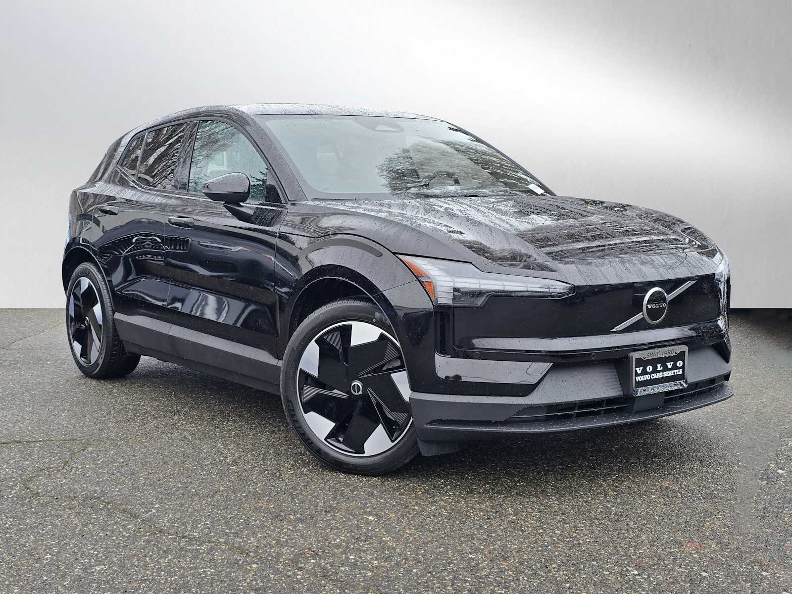 2026 Volvo EX30 Twin Motor Performance Plus's photo