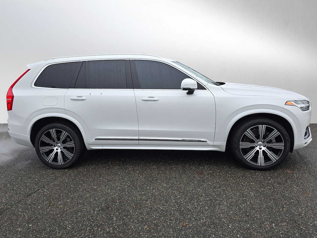 Certified 2024 Volvo XC90 plug-in hybrid T8 Plus 6-Seater SUV