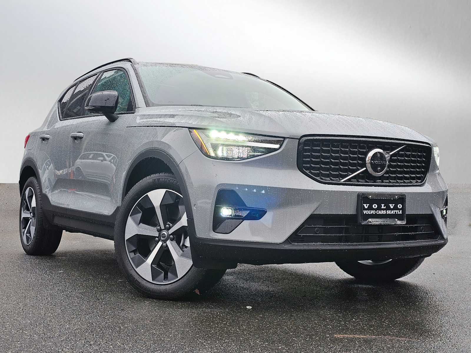 2026 Volvo XC40 Plus's photo