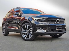 2026 Volvo XC40 B5 Ultra AWD SUV
