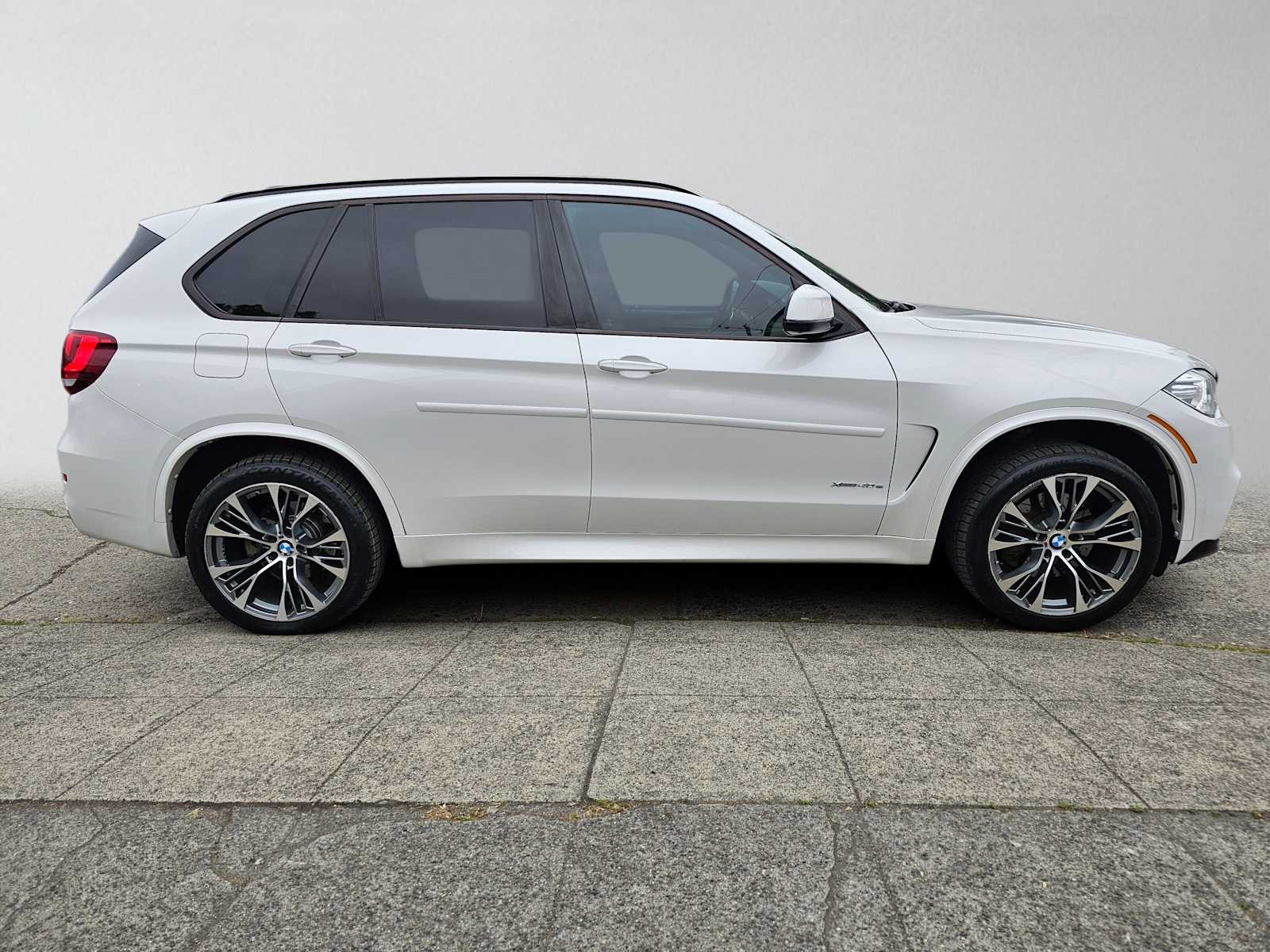 Used 2016 BMW X5 xDrive40e with VIN 5UXKT0C50G0S77022 for sale in Seattle, WA