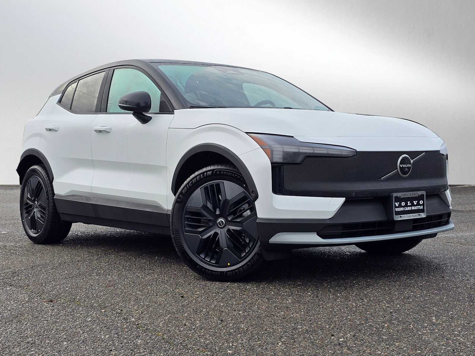 2026 Volvo EX30 Twin Motor Cross Country Ultra's photo