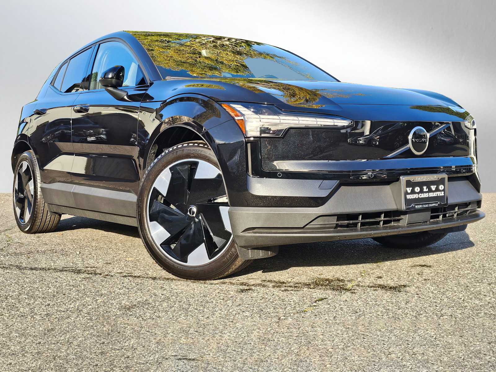 2025 Volvo EX30 Plus's photo