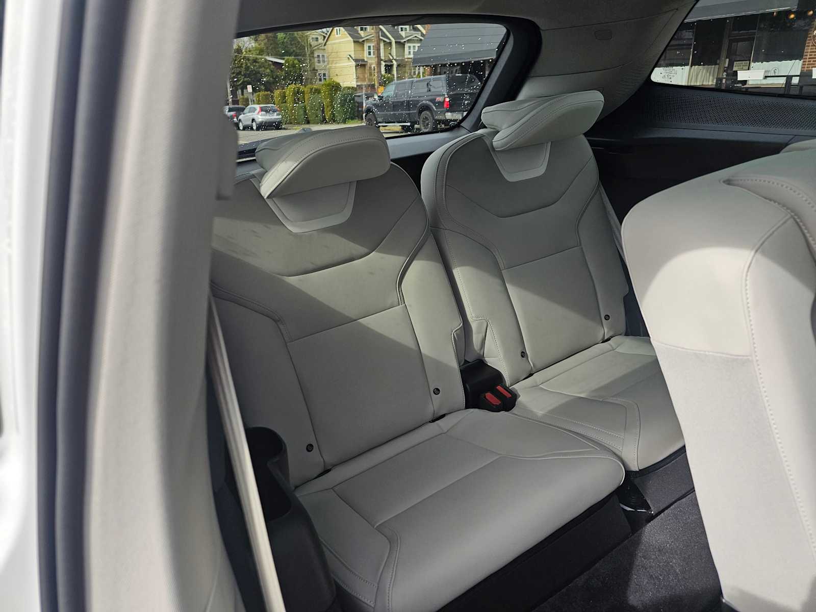 2025 Volvo EX90 Ultra - Photo 15