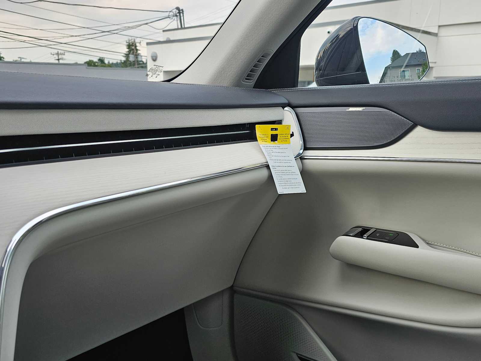 2025 Volvo EX90 Ultra - Photo 26