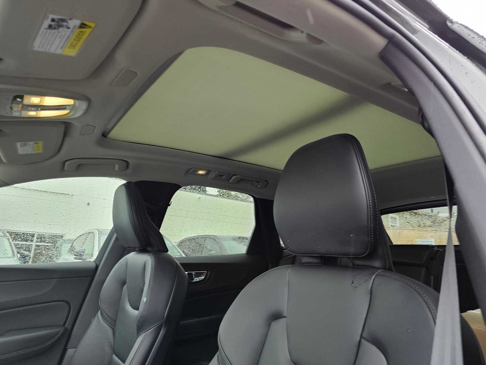 2025 Volvo XC60 Core - Photo 25