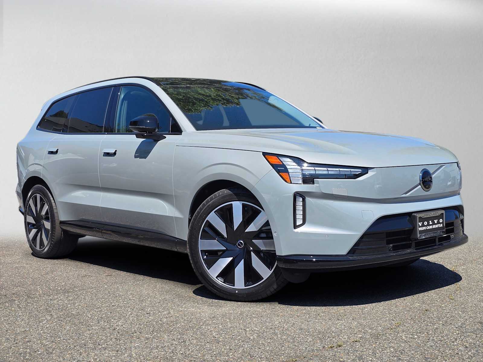 2026 Volvo EX90