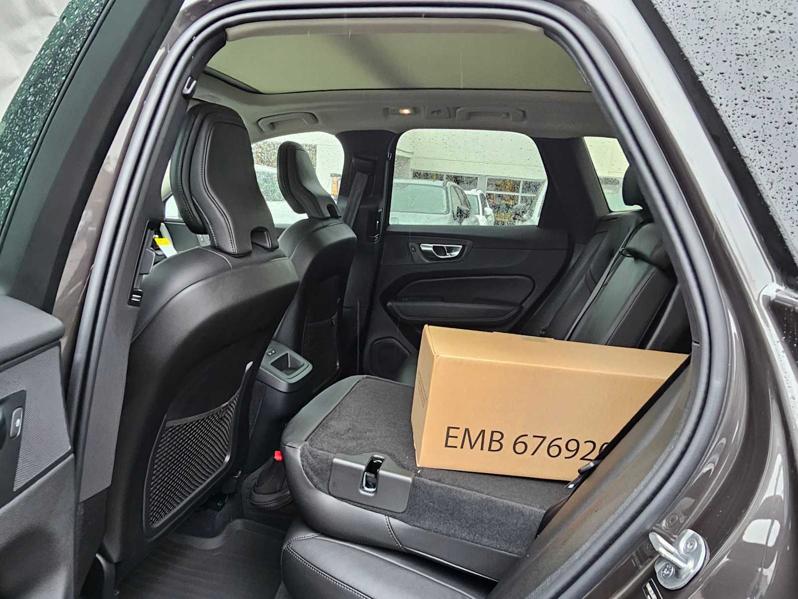 2025 Volvo XC60 Core - Photo 19