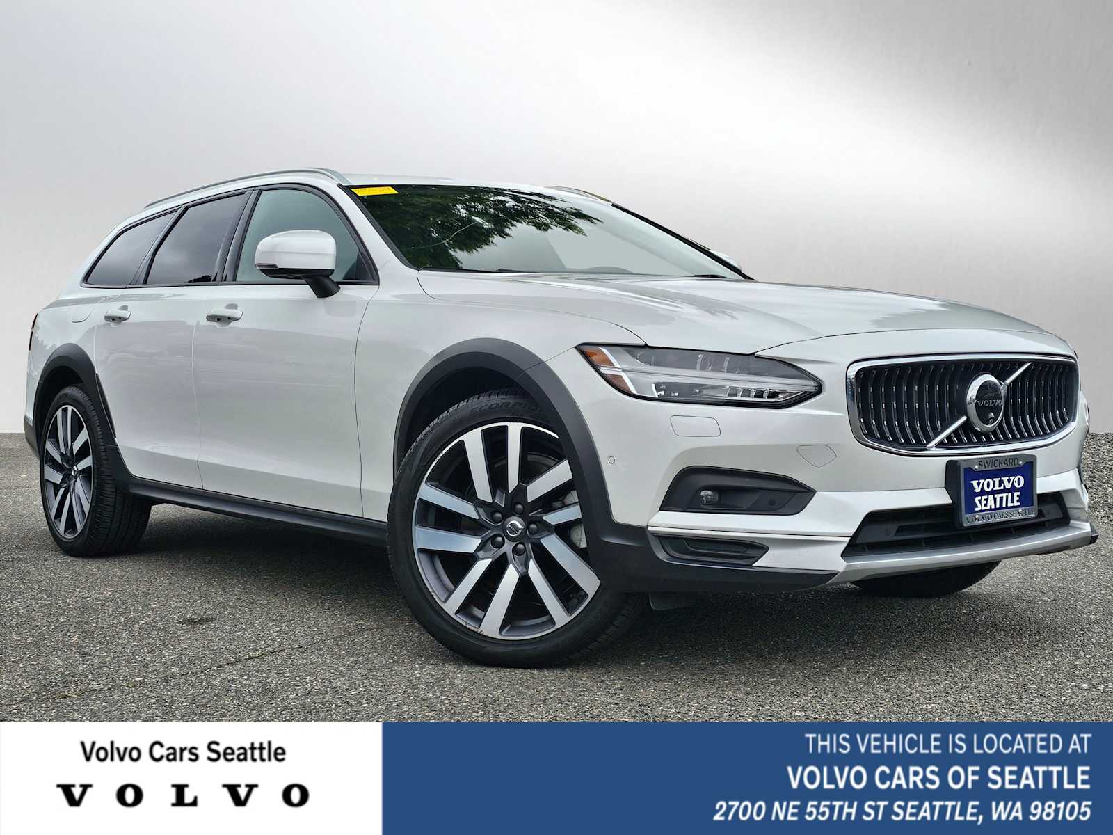 2024 Volvo V90 Cross Country B6 Ultimate